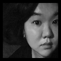 작가 프로필 이미지