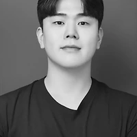 작가 프로필 이미지