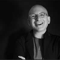 작가 프로필 이미지