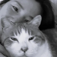 작가 프로필 이미지