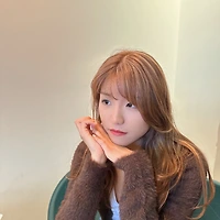 작가 프로필 이미지