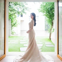 작가 프로필 이미지