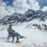 작가 프로필 이미지