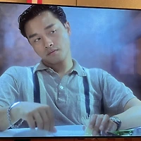 작가 프로필 이미지