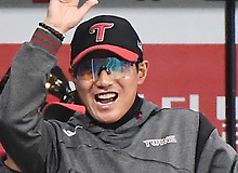 겸손은 너무힘들어? ㅋㅋ 홧팅! LG