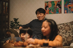공무원도 돈이 있어야 행복해