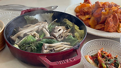 얼굴보다 음식이 더 이쁘잖아 