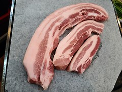 냄비에 삼겹살 구워봤니