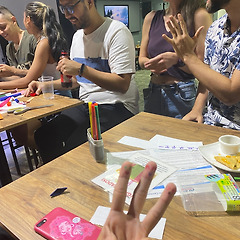 콜롬비아에서 세 번의 데이트  썸네일