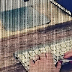 스마트폰이 먼저 깨우는 나이 썸네일