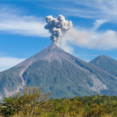지구의 화덕, 화산 위에서 굽는 피자 썸네일