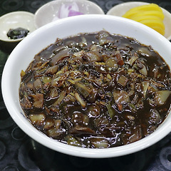 짜장면을 먹겠다고 이사를 할 순 없지 썸네일