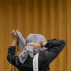 우즈베크 이슬람, 세속과 신앙 사이 썸네일