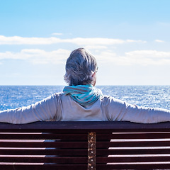 사람은 왜 나이가 들수록 혼자가 될까? 썸네일