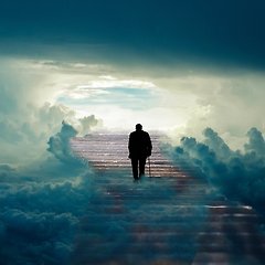 나는 여전히 상중입니다. 썸네일