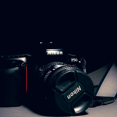 비트의 투박한 명령어로 기록한  분홍빛 팝콘의 계절 썸네일