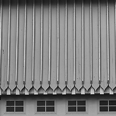 7. 지붕만으로도 썸네일