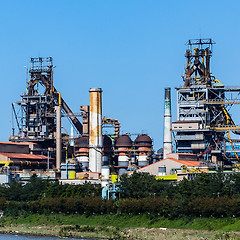 포스코의 그늘 아래 썸네일