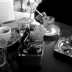 허무가 보내는 수수께끼 썸네일