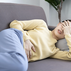 긴장이 풀린 자리에 찾아온 몸살 치유 향기 썸네일