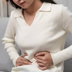 눈뜨자마자 느껴지는 명치 끝의 돌덩이 썸네일