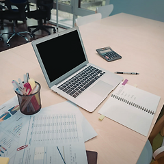 쏟아지는 업무 속에서 논리적 초점을 흐트러뜨리지 않는  썸네일