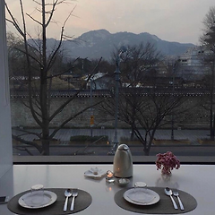 나의 삼월에게, 썸네일