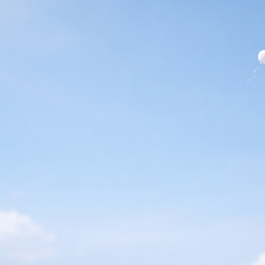 [에세이] 마음이 갈 곳을 잃은 시대 썸네일