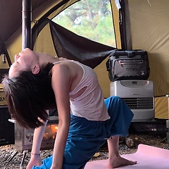 무례한 부탁에 우아하게 대처하는 '요가적' 자세 썸네일