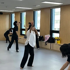 홍시 맛이 나서  홍시라 생각한 것이온데 썸네일