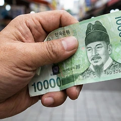 2부 궤도 위의 썰물 : 서울역 1980 썸네일