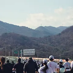 일요일 아침, 달리는 러너들 썸네일