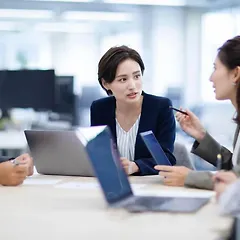 하고 싶은 말을 삼키는 연습 썸네일