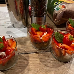 프랑스 대가족 파티에 완벽 적응 썸네일