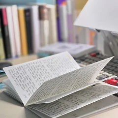 11. 쓰기 위해 읽는다는 감각 썸네일