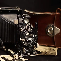 16.흑백으로 오래 남은 사랑 썸네일