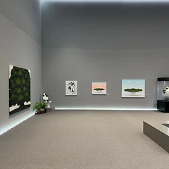 여백이 남는 관계 썸네일