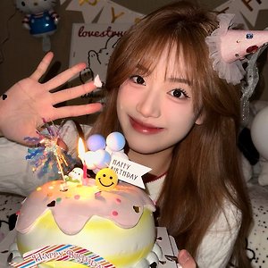 [胡馨尹/후신인] 작은 나비 후신인 웨이보