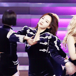 191231 홍백가합전 TT, FANCY 나연 움짤 - 4p