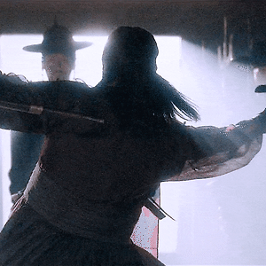 군도 조윤 gif 12