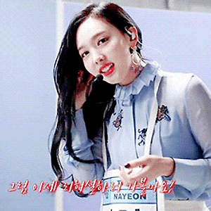 190208 TWICE TV "SBS 가요대전" 나연 움짤 - 7p
