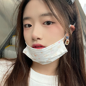 AKB48 TEAM SH 胡馨尹 후신인 샤오홍슈