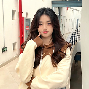 AKB48 Team SH 胡馨尹 후신인 샤오홍슈