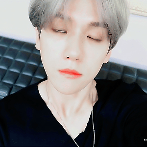 [GIF] 190703 큥튜브 백현 BAEKHYUN
