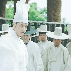 군도 조윤 gif 46