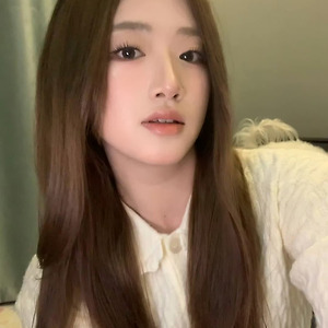 [胡馨尹/후신인] 작은 나비 후신인 웨이보
