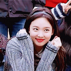 181216 요즘애들 나연 움짤 - 1p