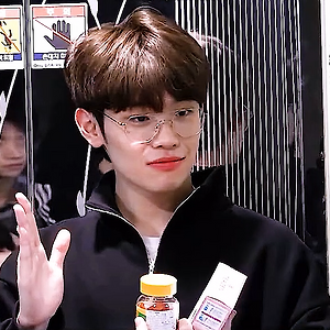 230322 김태래 < #주세요♥ 플래닛 캠프 보물쇼 > Gif&Cap