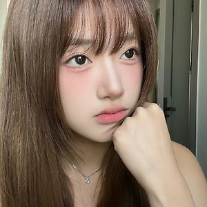 [胡馨尹/후신인] 작은 나비 후신인 웨이보