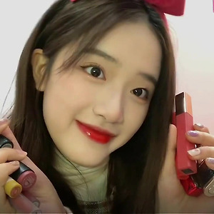 AKB48 Team SH 후신인 胡馨尹 샤오홍슈
